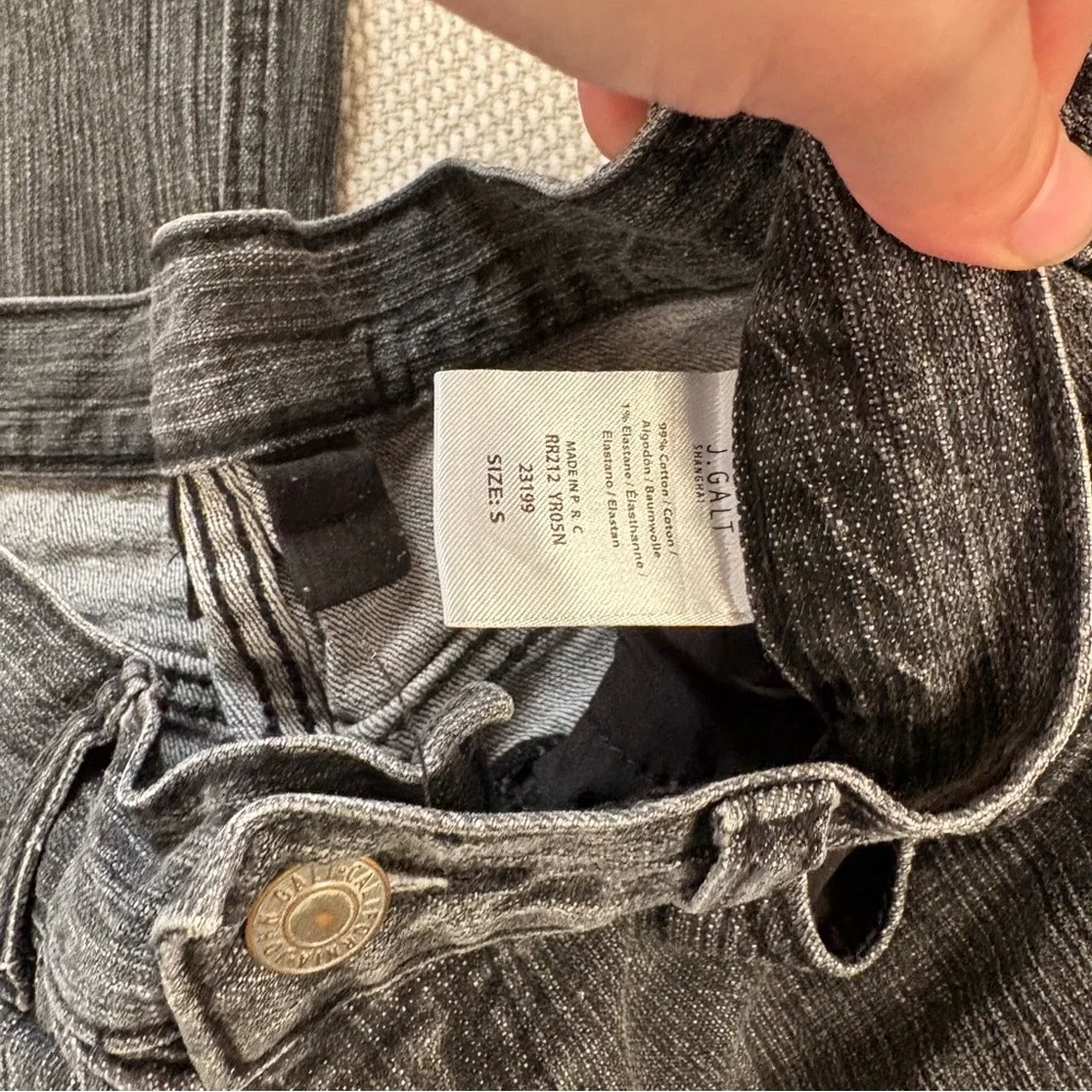 Sold - Picture 6 of 6